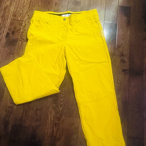 Womens short pants - Picture 1 of 1